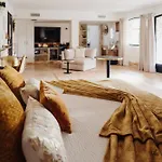 Le Confidentiel & 4* Saint-Raphaël