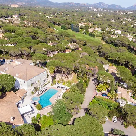 Le Confidentiel & Hotel