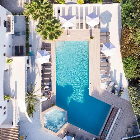 Le Confidentiel & Hotel 4*