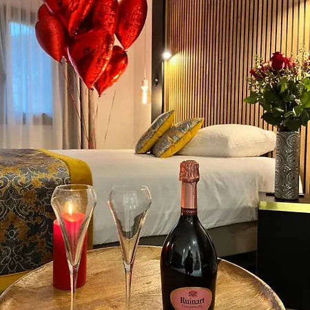 Le Confidentiel & 호텔