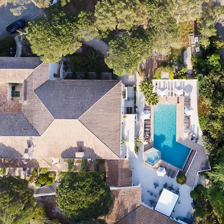 Le Confidentiel & 4* Saint-Raphael (Var)