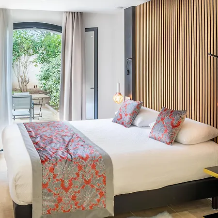 Otel Le Confidentiel &