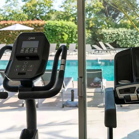 Le Confidentiel & 4* Saint-Raphaël