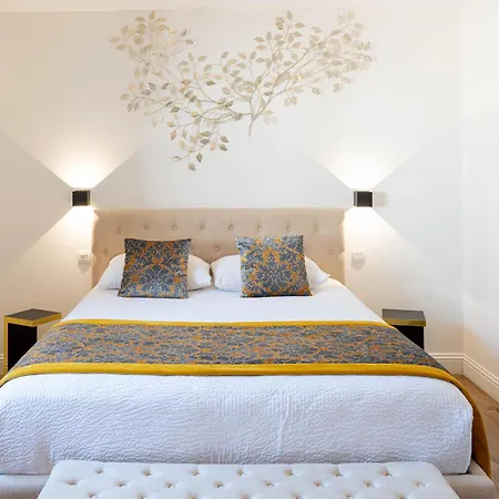 San Pedro Hotel 4*