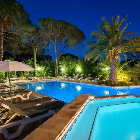 Hotel Le Confidentiel & 4*