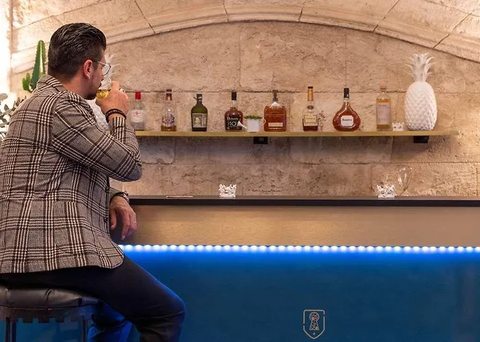 Le Confidentiel & Hotell 4*